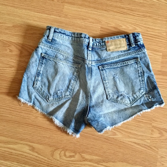 Short - Picture 2 of 2